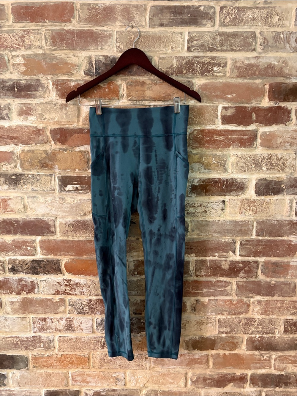 lululemon athletica Teal & Black Tie-Dye Leggings